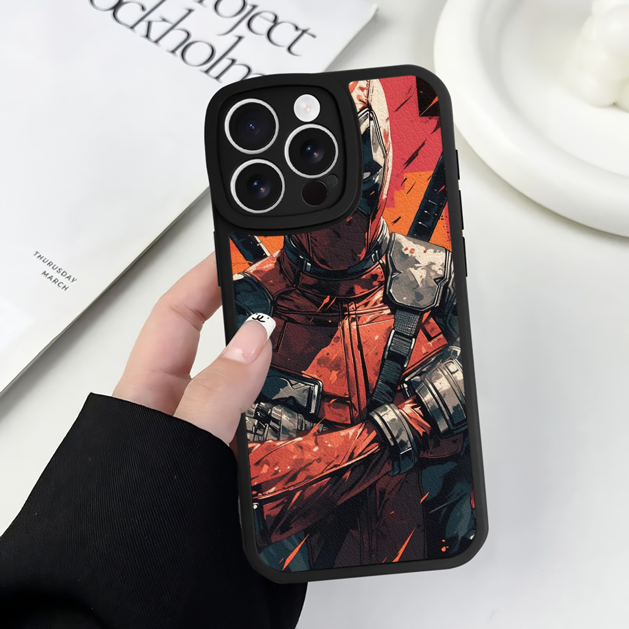 （画像用） Deadpool デッドプール 【iPhone 16シリーズ対応】シリコンスマホケース（レザー調） 材質：シリコン